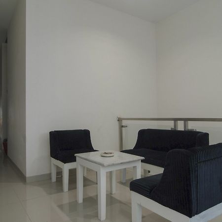 Hotel Reddoorz Near Lawang Sewu à Semarang Extérieur photo